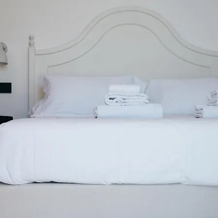 Lo Spada Rooms B&B Bed & Breakfast Cefalù